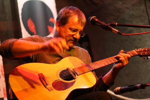 Wolfgang Kalb, Gitarre.jpg