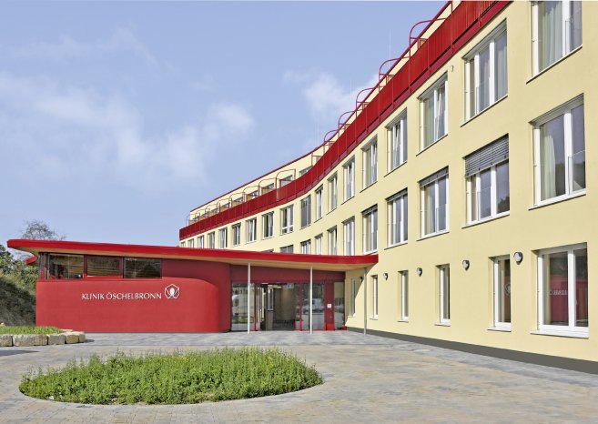 Keyvisual-Klinik-Öschelbronn-Haupteingang.jpg