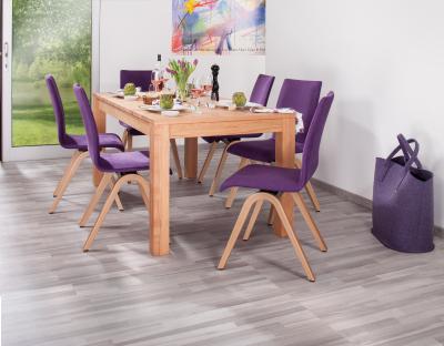 Mit ergonomischen Esszimmerstühlen kann man dem Rücken auch beim Essen Gutes tun. Bild: AGR/Moizi