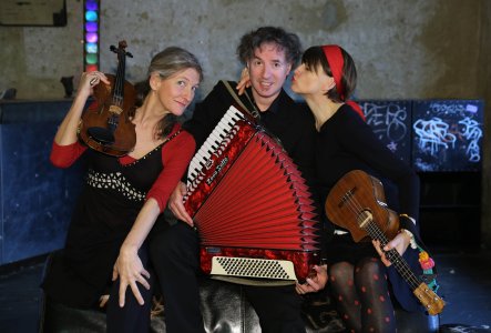 MUSIQUE IN ASPIK - Alte Lieder & Poesie Deutsche Volkslieder "reloaded" (Foto: Copyright by Musique in Aspik)
