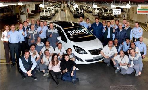 Opel baut den hunderttausendsten neuen Meriva