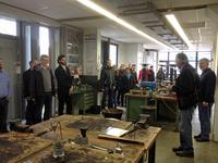 Berufsberater der JobCenter Berlin Mitte besuchen Dachdeckerbildungszentrum