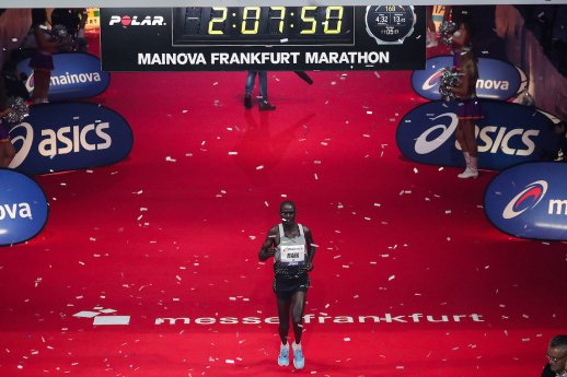 Mainova-Frankfurt-Marathon_Presse_Masters-World-Record-holder-Mark-Kiptoo-returns-to-Frankf.jpg