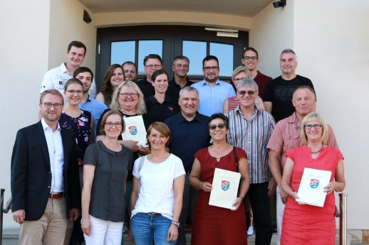 GruppenfotoFörderbescheide.jpg