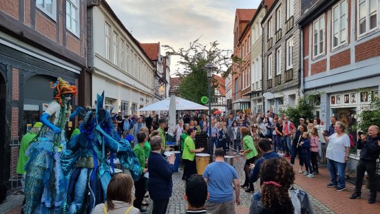 LangeNacht_22_SMTG_Walking Acts in der Innenstadt.jpg