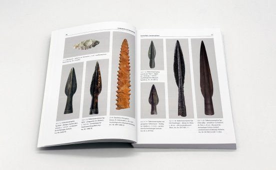 Pfeil- und Lanzenspitzen_Innen_01.jpg