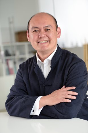 Awai Cheung ist Begründer des Business Qigong - Foto von Andreas Röbel.jpeg
