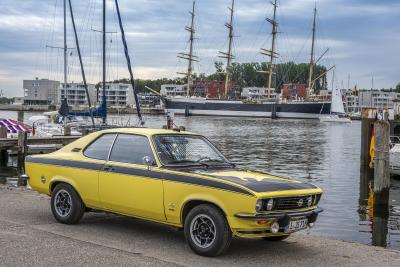 Wie vor 50 Jahren: Der Opel Manta feiert am Timmendorfer Strand