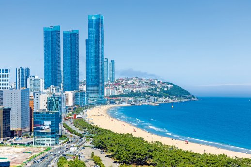 ©_hyeri_515332514_Haeundae Strand .jpg