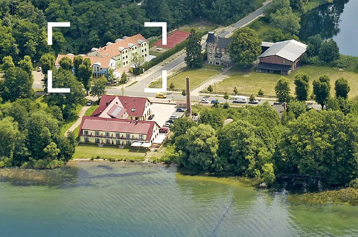 Luftbild-Jugendherberge Waren(Mueritz)_Günther Rausch.jpg