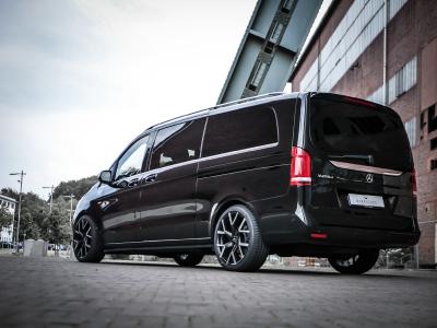 Neues Felgen-Highlight Tzunamee EVO an der Mercedes-Benz V-Klasse