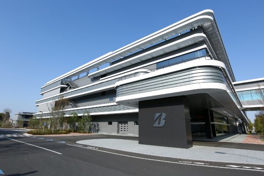 Der neue Bridgestone Innovation Park in Kodaira, Tokio, Japan.jpg