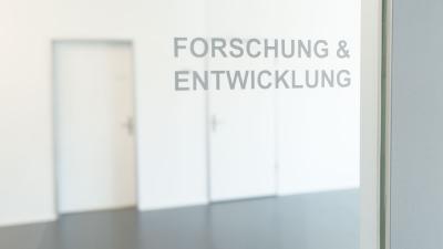 forschung_entwicklung_1.jpg