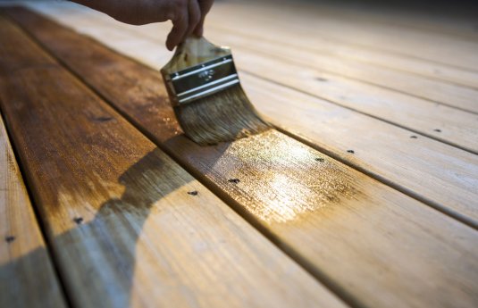 WC_Playbook_decking_GettyImages-175188856_V1.jpg
