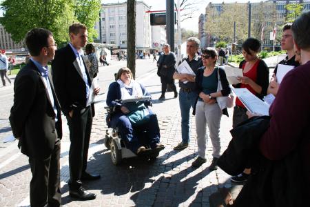 links VAG Vorstand Stephan Bartosch und 2.v.links: VAG Vorstand Oliver Benz