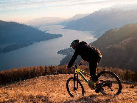 bluegrass-mtb-armour-lite-action3.jpg