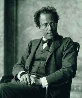 Photo_of_Gustav_Mahler_by_Moritz_Nähr.jpg