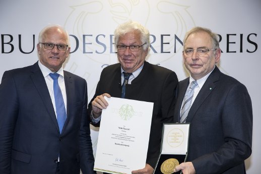 Verleihung Bundesehrenpreis 2016-750 kb.JPG