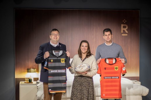 SwissSense_RugbyDeutschland_Signing.jpg