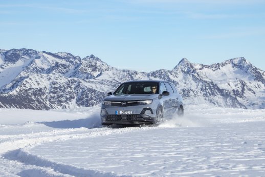 OpelGrandlandElectricAWD (11).jpg