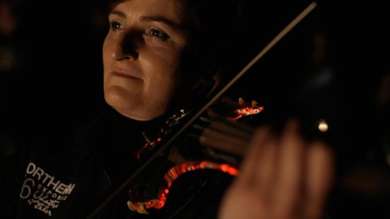 Swiss Fiddlers, Mirjam Niggli & Madeleine Niggli feat. Jane Elliott - End Racism (1).jpg