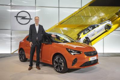 2019 IAA Frankfurt Michael Lohscheller Opel Corsa e / Opel Automobile GmbH