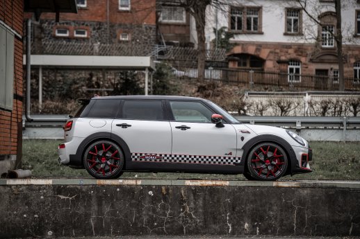 Mini Cooper Works Barracuda Tzunamee Evo Flash Red Bild 6.jpg