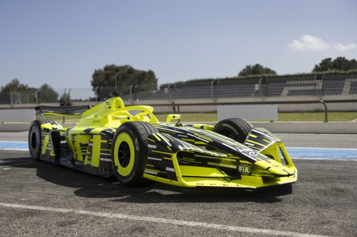 AufWelttourneeFormelEundOpelGSEFormulaETeammitStationeninerfolgreichenOpel-Mrkten (4).jpg