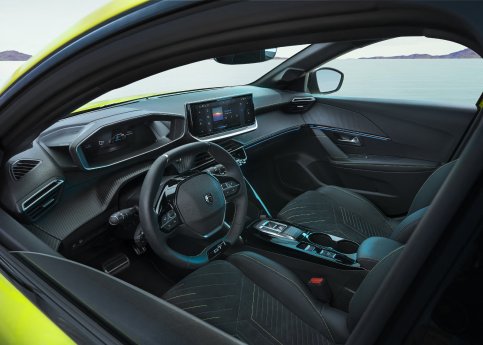 PEUGEOT Reveal 208  (4).jpg