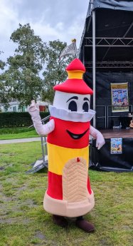 Lükko vor der Bühne.jpg