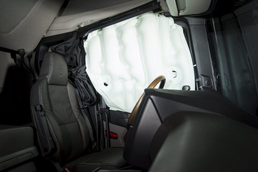 Neue Scania Lkw-Baureihe_Seitenairbags.jpg