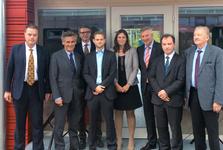 v.l.n.r.: Prof. Dr. Jürgen Klein, (FHL); Bürgermeister Bernd Saxe, Hansestadt Lübeck; Max Schön, Possehl-Stiftung; Prof. Dr. Christian Scheiner, Uni Lübeck; Dr. Muriel Helbig, FHL-Präsidentin; Wolfgang Pötschke, Gemeinnützige Sparkassenstiftung; Prof. Dr. Thorsten Buzug, Vizepräsident Uni Lübeck und Prof. Rudolf Taurit, Innovationscampus HL. Foto: Pressestelle FH Lübeck