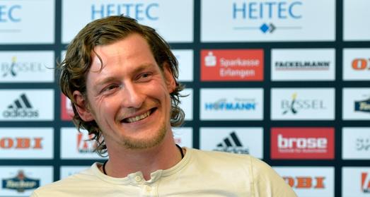 (Foto: Harald Sippel, Erlangen) Mit einer Fangquote von aktuell 32 Prozent bewegt sich Torwart Mario Huhnstock in der Spitzengruppe der DKB Handball-Bundesliga