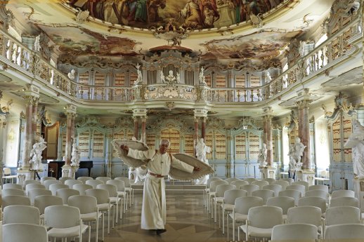 Fliegender_Pater_Mohr_Nachweis_Christiane_Wartenberger.jpg