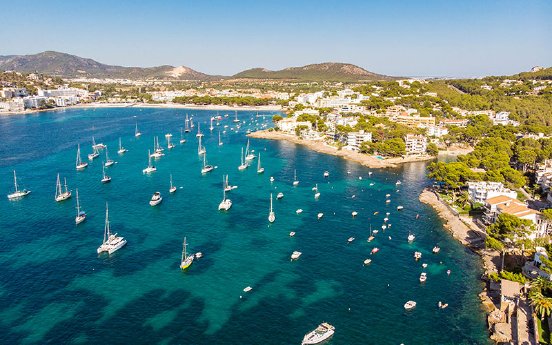 Santa Ponca_AdobeStock_258366521.jpg