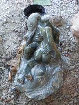 Washington Msonza, heisse Umarmung.JPG