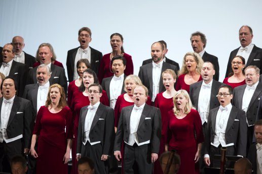 Chor der Oper Leipzig_Foto Tom Schulze (2).JPG