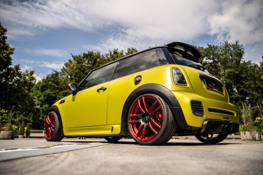 Mini Cooper S Barracuda Shoxx Bild 17.jpg