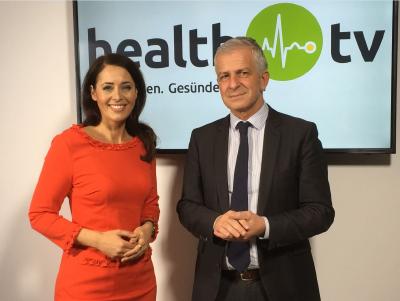 Moderatorin Annika de Buhr mit Professor Dirk Arnold, Asklepios Klinik Altona
