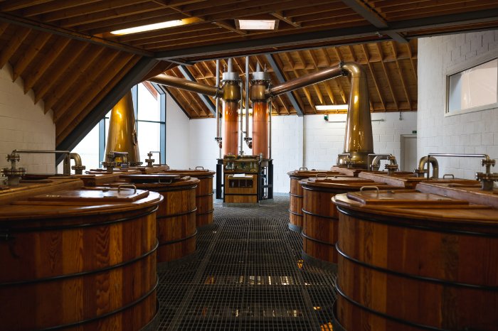 Lochlea Distillery 02.jpg