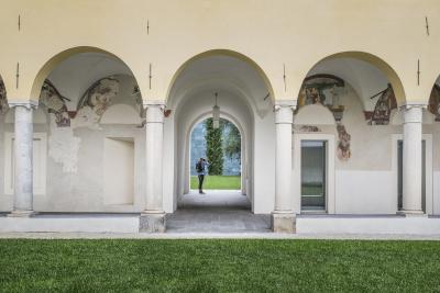 Lugano, chiostro del convento di Santa Maria degli Angioli. Lugano, Kreuzgang des Klosters Santa Maria degli Angioli. Lugano, cloister of the convent of Santa Maria degli Angioli. Lugano, cloître du convent de Santa Maria degli Angiol, Copyright: Ticino Turismo - Foto Loreta Daulte