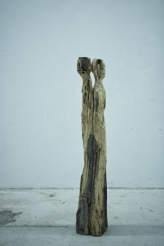 Araiké Treccani Da Silva_wooden sculpture_ Foto_©Marc Haffner.jpg