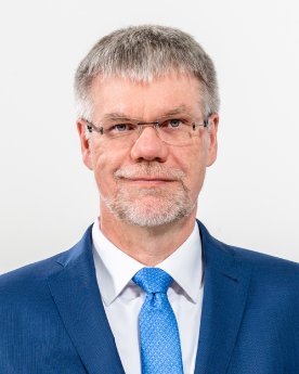 Dr. Jan Holthusen-DZ-BANK_Porträt.jpg