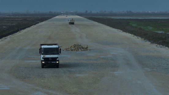 Vlora-Flughafen-Baustelle-©-Arsen-Rroshi.jpg