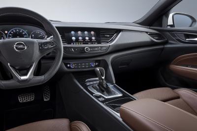 Bestens vernetzt: Opel Insignia mit neuer Infotainment-Generation