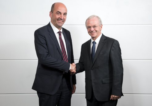 EWE AG_Stefan Dohler (künftiger CEO) und Bernhard Bramlage (Vorsitzender des Aufsichtsrates).jpg