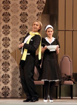 Die Fledermaus_Premiere 06.10.12_Musikalische Komödie_Radoslaw Rydlewski+Mirjam Nuerurer_co.JPG