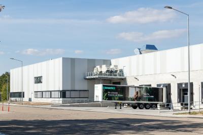 In Willstätt (nahe Offenburg) befinden sich seit Herbst 2018 die Produktion der Brausenschläuche und die Montage der Brausenstangen.Copyright: Hansgrohe SE