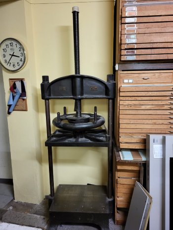 Mobil fahrende Schrotthändler im Neuss Bequeme Entsorgung und Schrottankauf.jpg