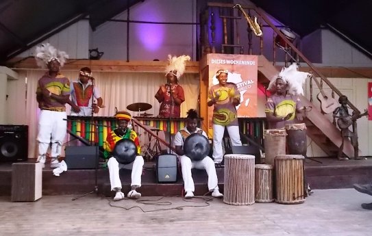 Pamuzinda, Live-Show.JPG